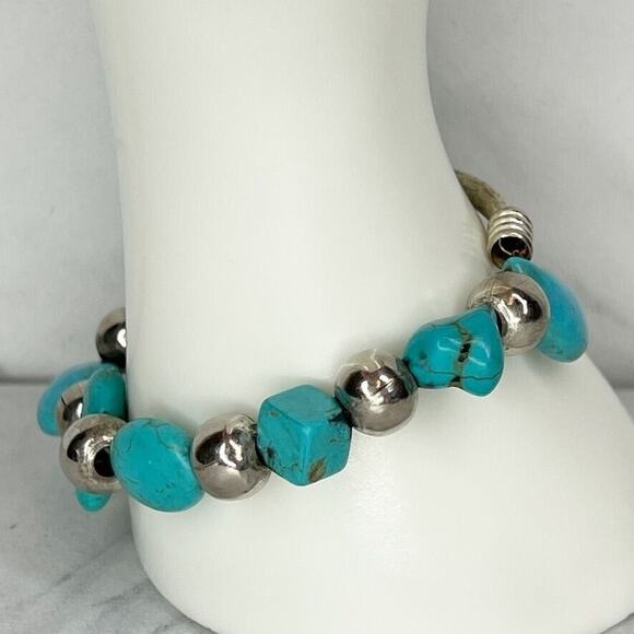 Faux Turquoise and Silver Tone Beaded Stretch Bracelet - Picture 6 of 6